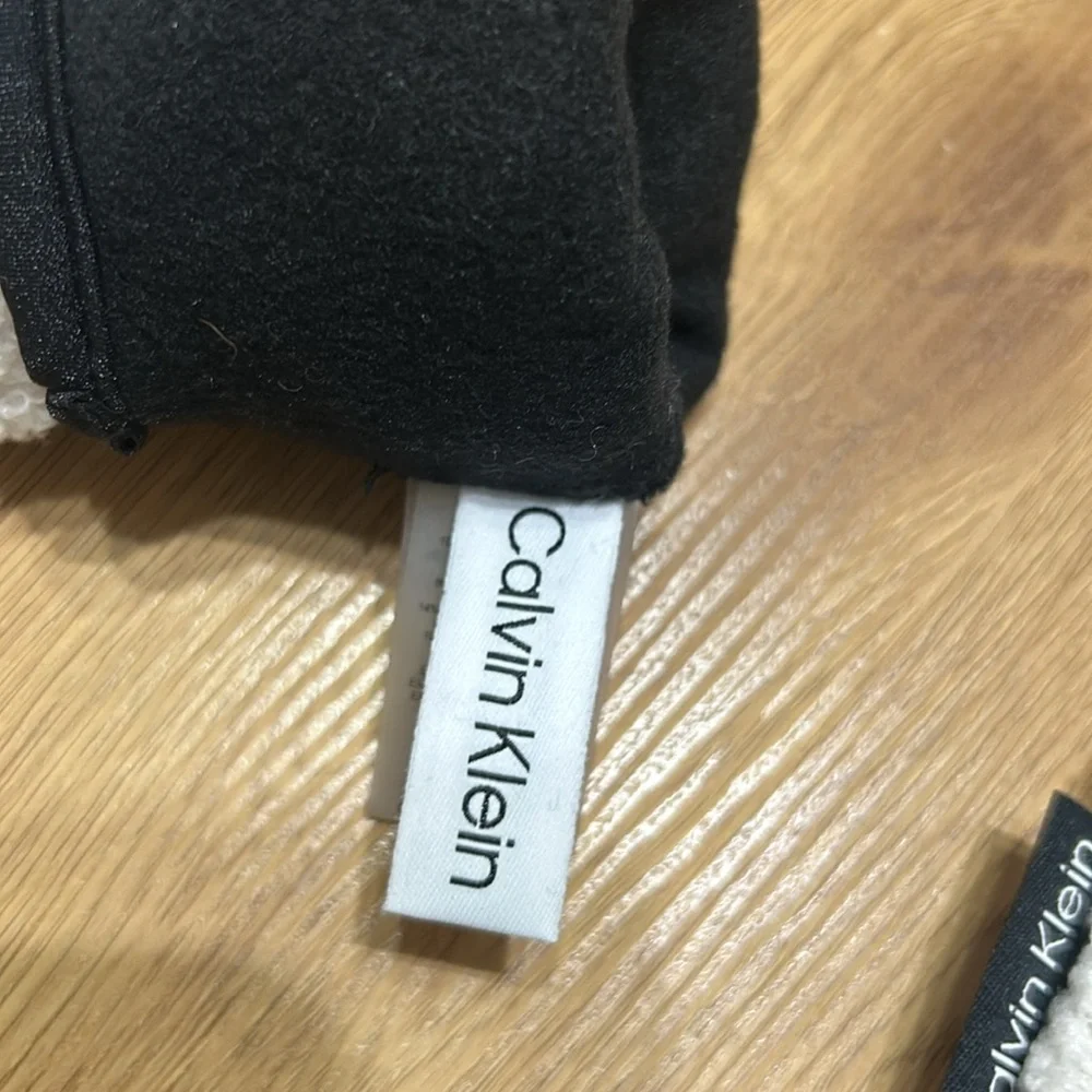 Calvin Klein Gloves